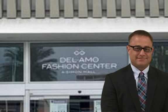 wp-content/uploads/2023/06/del-amo-fashion-center-accident-attorneys.jpg